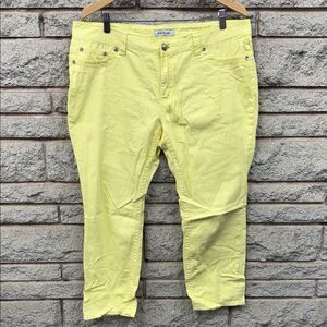 Slim Women’s Jeans in Lemon Yellow